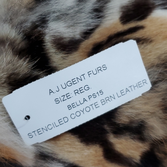 Coyote Fur with Brown Leather - Picture 4 of 4